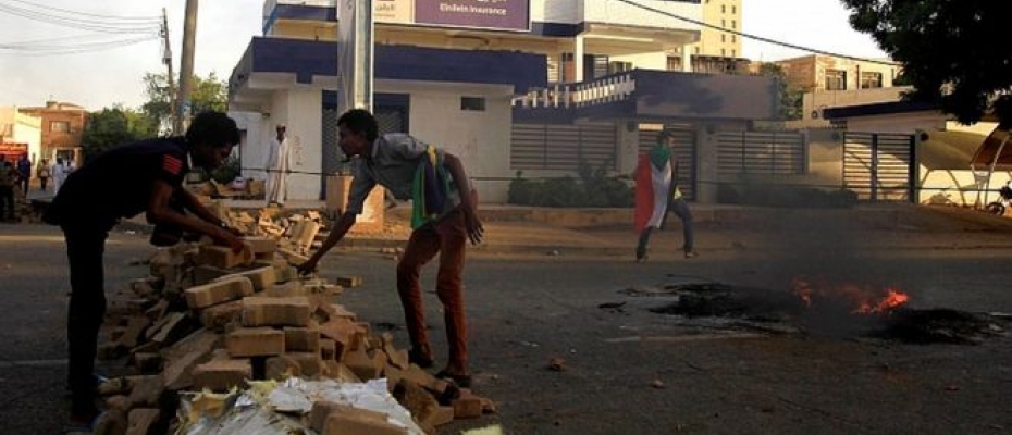 Barricades have been set up across the capital, Khartoum, but the military says they hinder negotiations. Courtesy photo