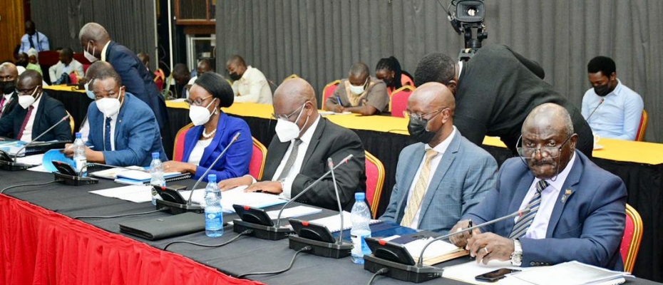 Gen Katumba Wamala and other officials before COSASE