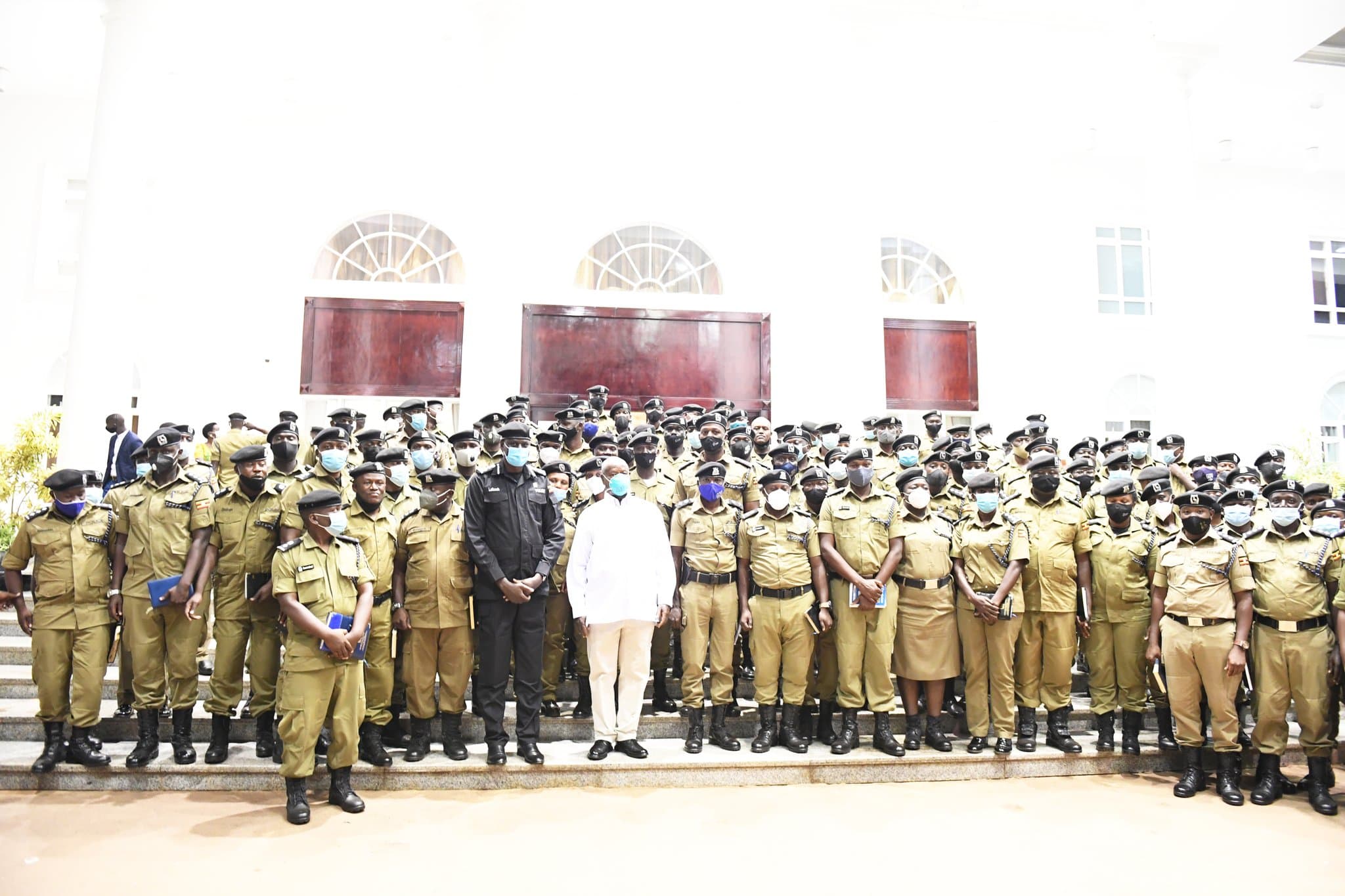 Museveni Warns Police Officers Against Involvement in Corruption