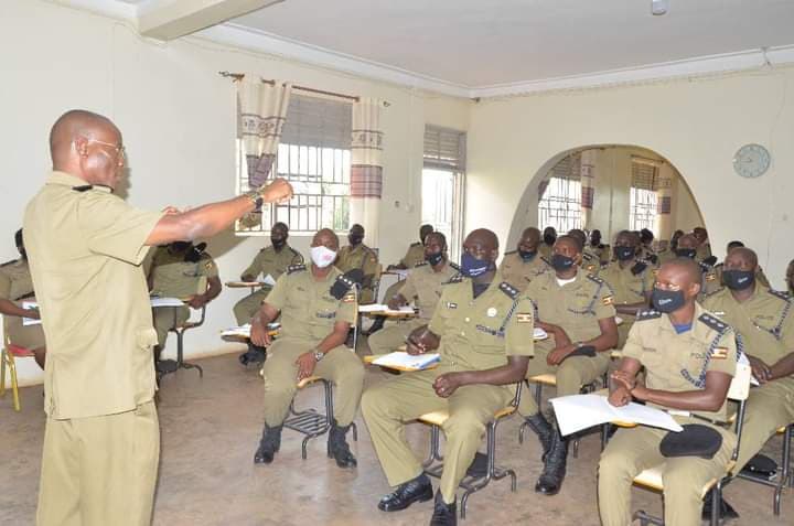 Strong Police, Community Ties Key in Law Enforcement – Political Commissars Told