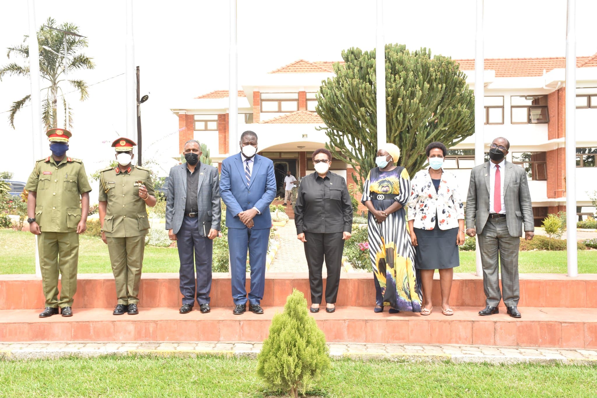 Uganda, Tanzania Discuss Strengthening Defence Ties