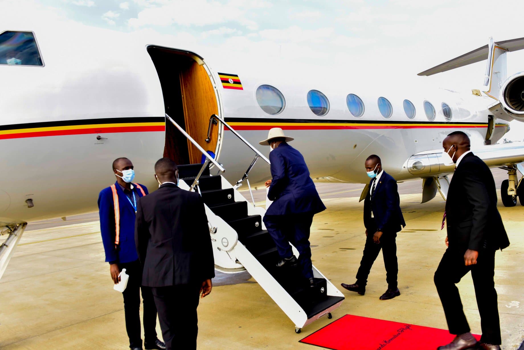 President Museveni flies to Kenya for Ruto's Inauguration Ceremony