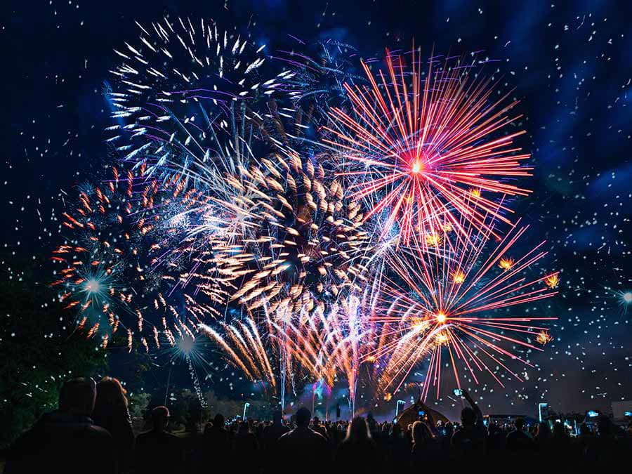 Police Clears 1597 Sites for Fireworks Displays on New Year's Eve