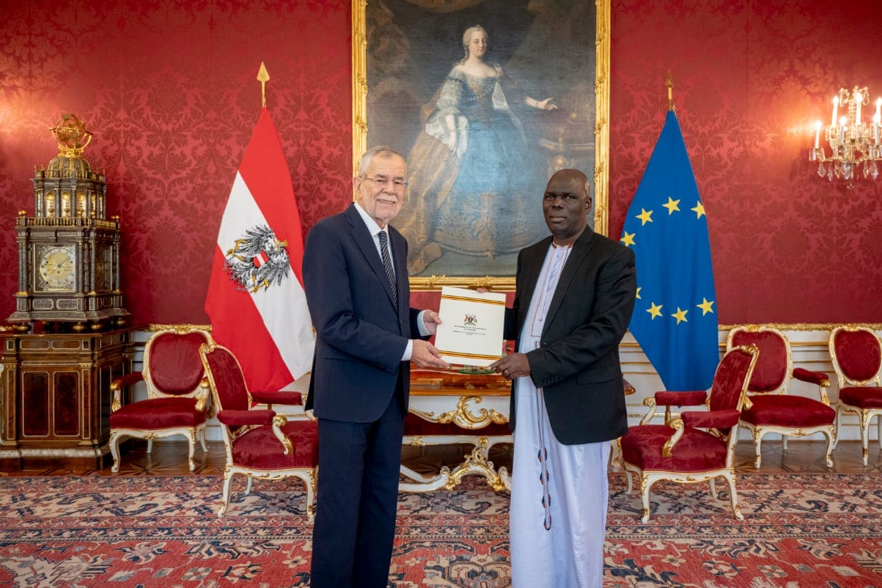 Ambassador Stephen Mubiru Presents Credentials to Austrian President