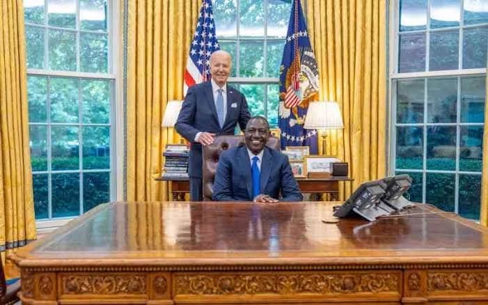 A Poem About William Ruto and the White House's Resolute Desk