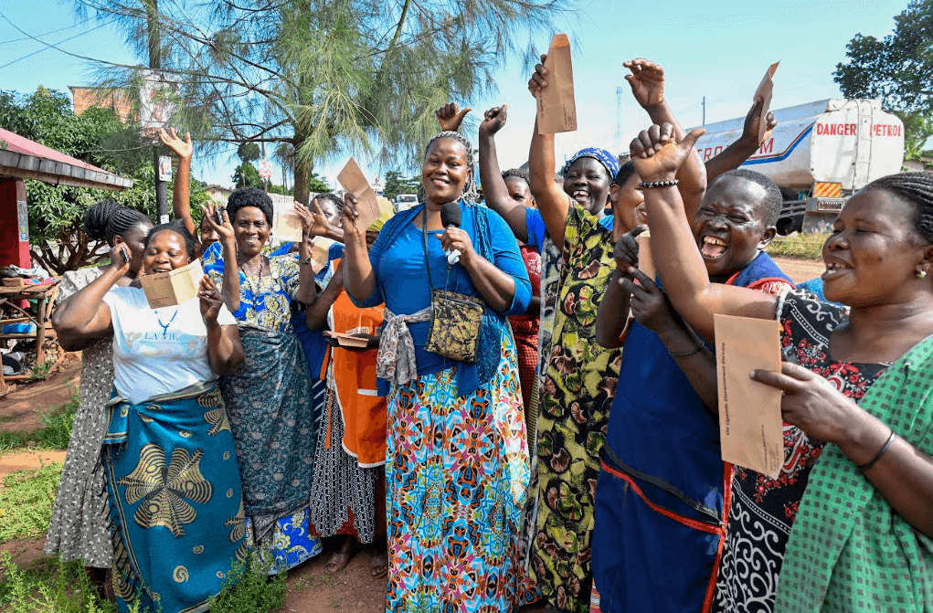 Kamengo Market Vendors Given Cash to Boost Businesses