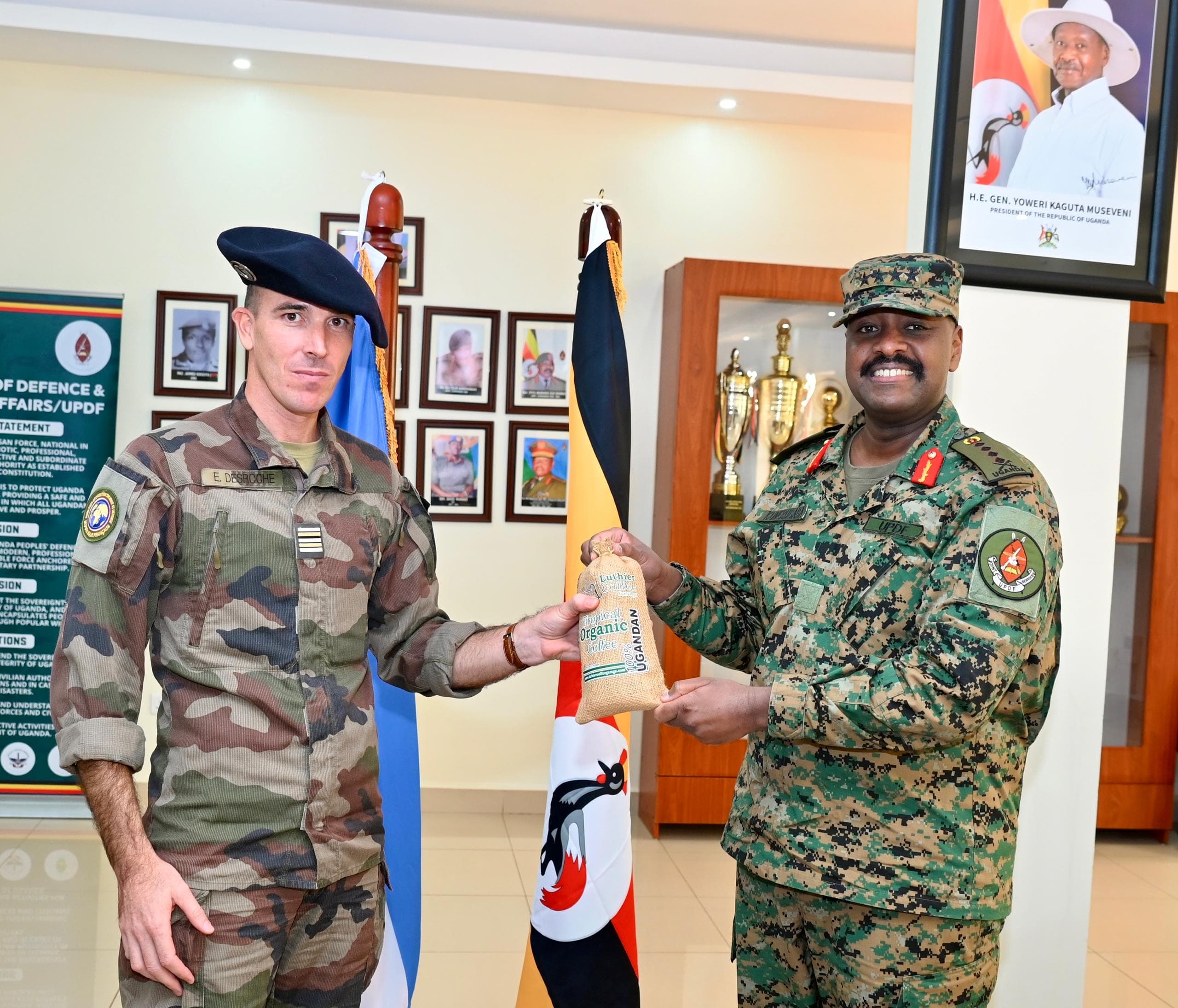 New French Defence Attaché Pays Introductory Courtesy Call on CDF