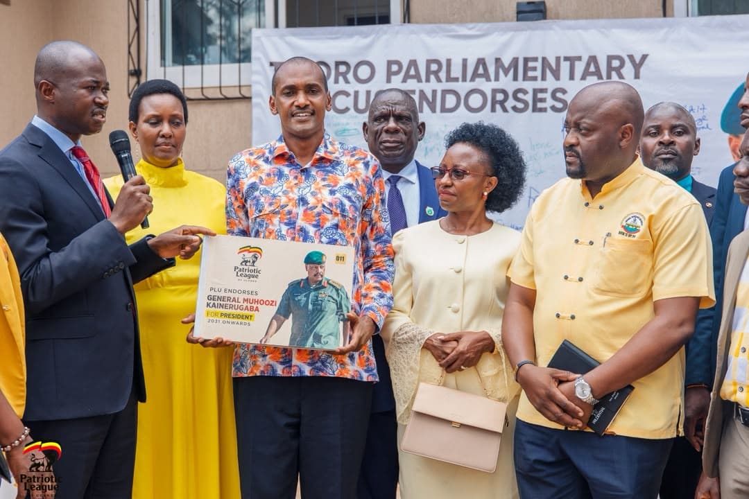 Agriculture Minister Tumwebaze Leads Tooro Sub-Region MPs to Endorse Gen Kainerugaba