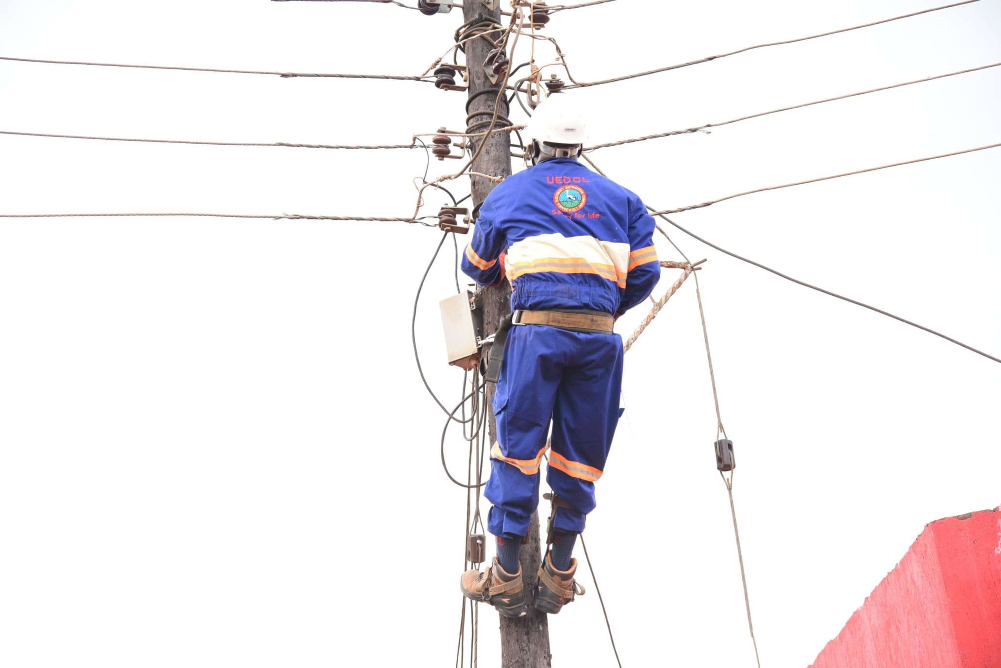 Government Reduces Electricity Tariffs to Ease Consumer Costs