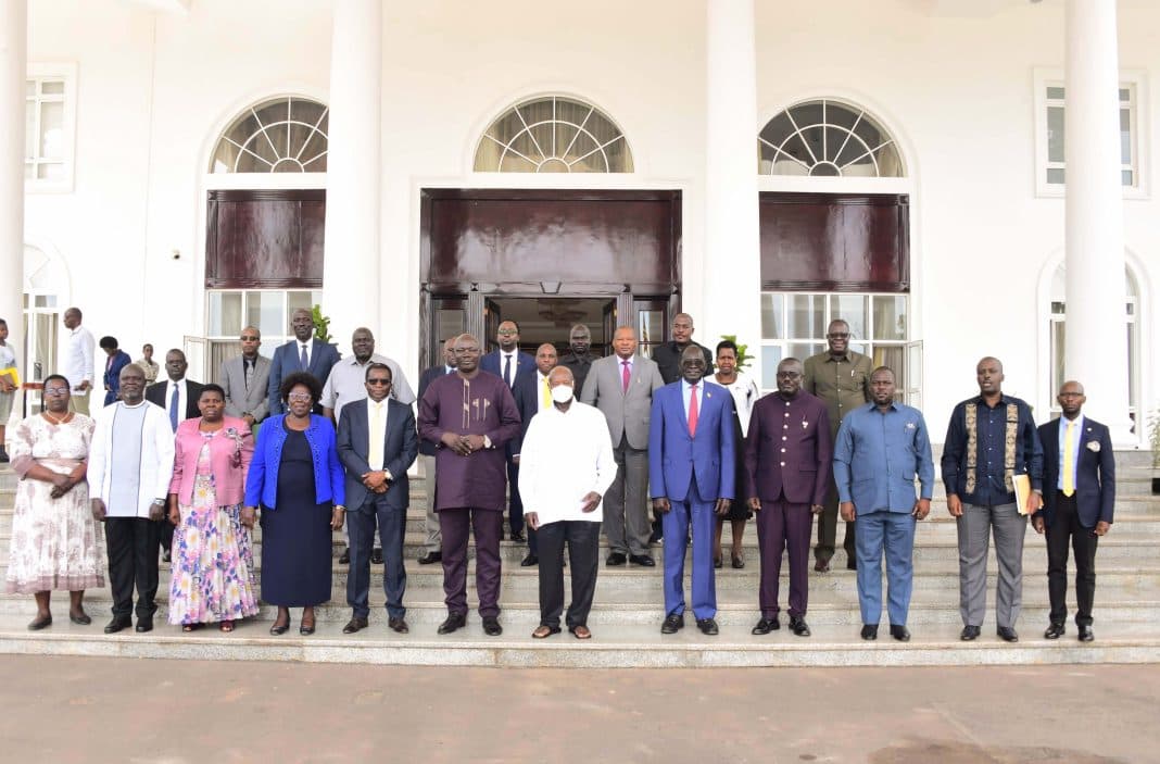 Museveni, Acholi Opposition Leaders Unite for Regional Development