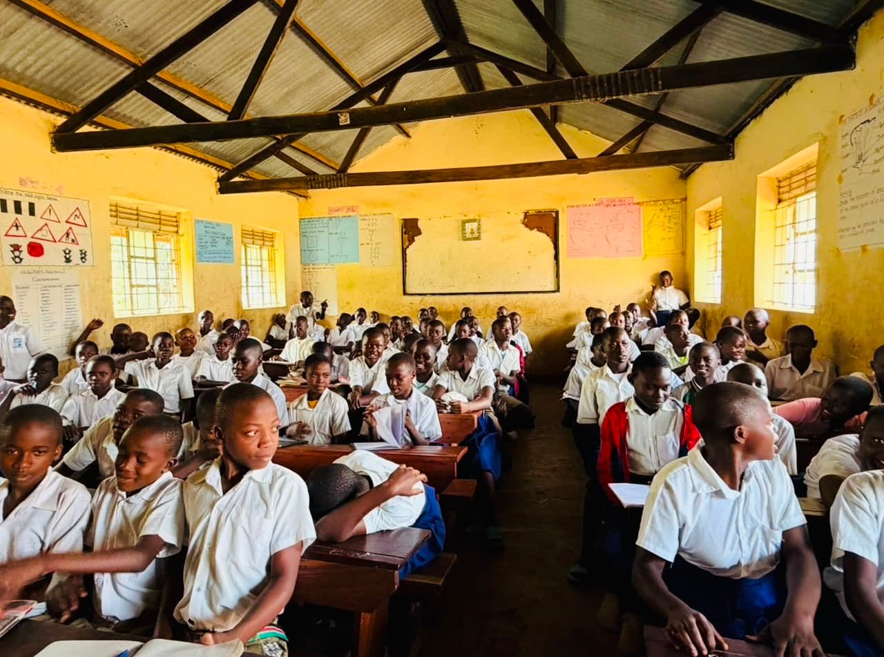 Local Government Minister Hon. Balaam Barugahara Ateenyi has uncovered a multi-million shilling "ghost pupil" financial scam at Naiku Primary School