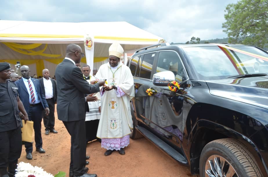 Museveni Gifts Land Cruiser to Newly Installed Kabale Bishop Bosco Gubazire