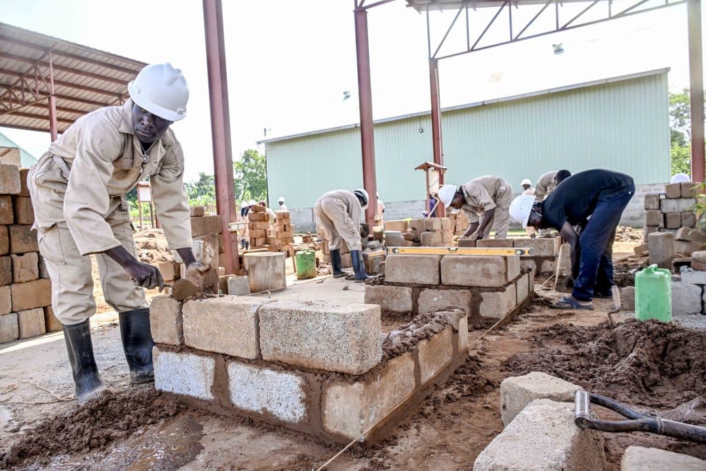 Govt to Build 17 New Industrial Hubs to Fight Youth Unemployment