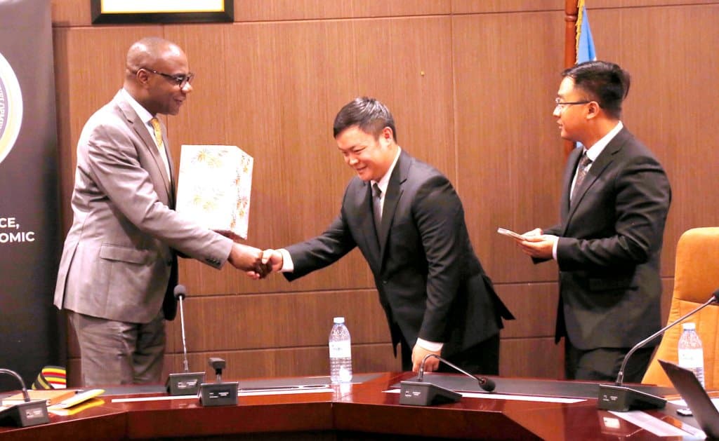 Uganda Moves to Boost Internet Access as Finance Ministry and Huawei Target Cheaper Smartphones