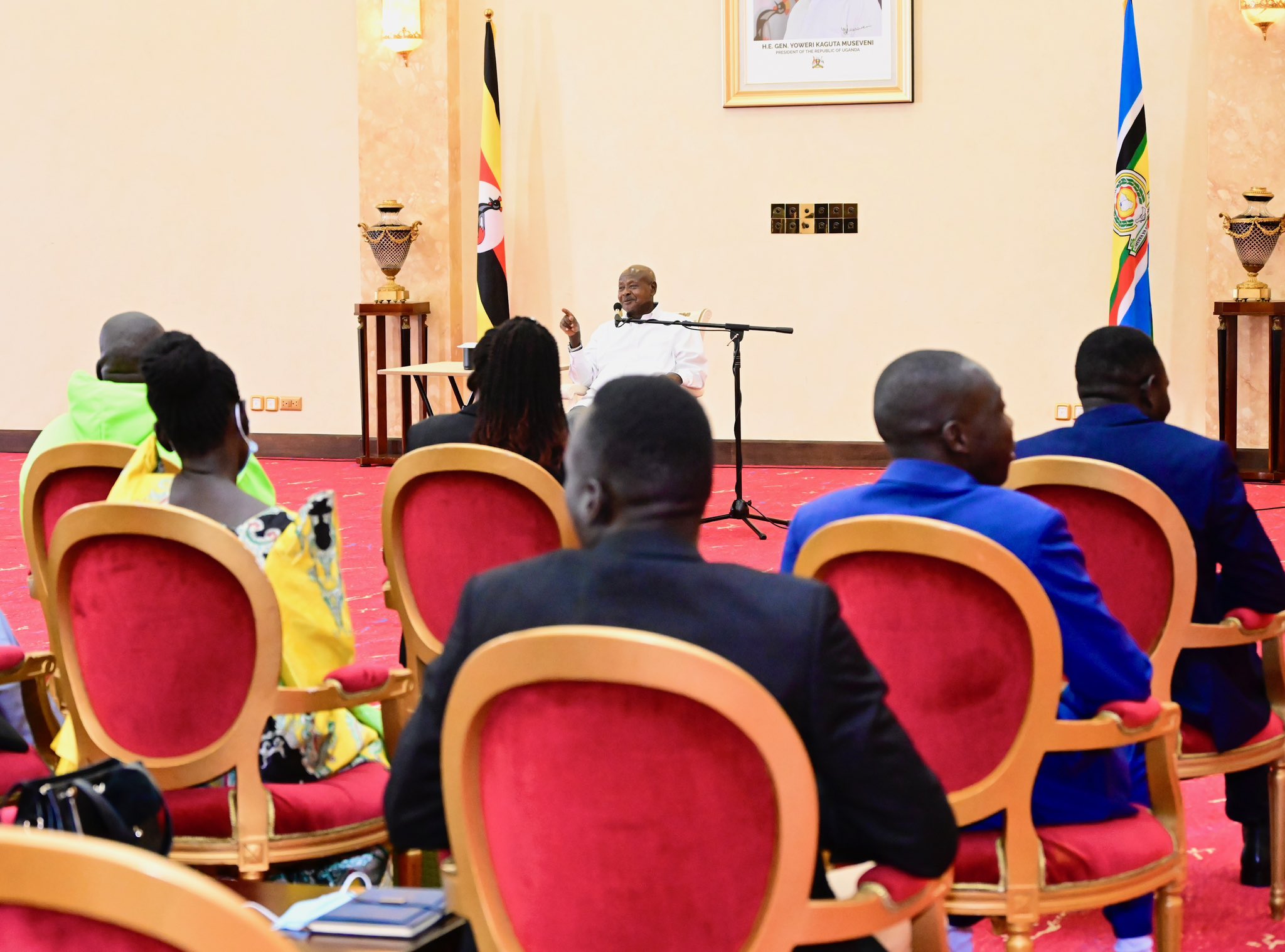 President Museveni further pledged to support the councilors struggling with tuition fees and would like to finish their university education. 