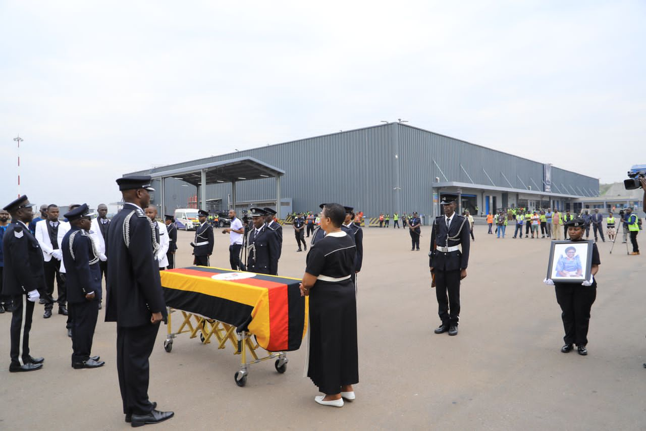 Speaker Among receives Ogwal's body