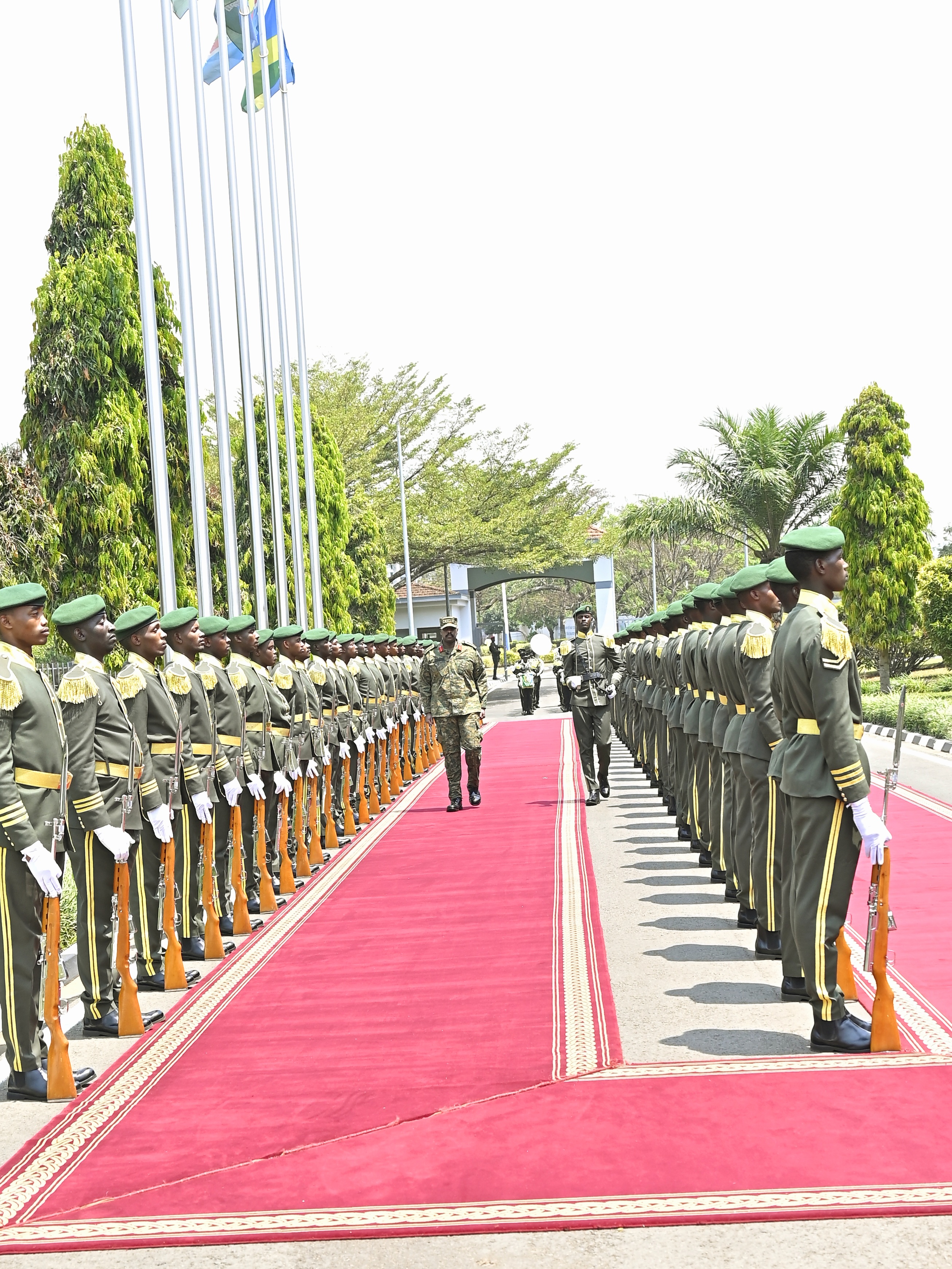 Gen Kainerugaba Holds Meeting with Rwandan Counterpart in Kigali