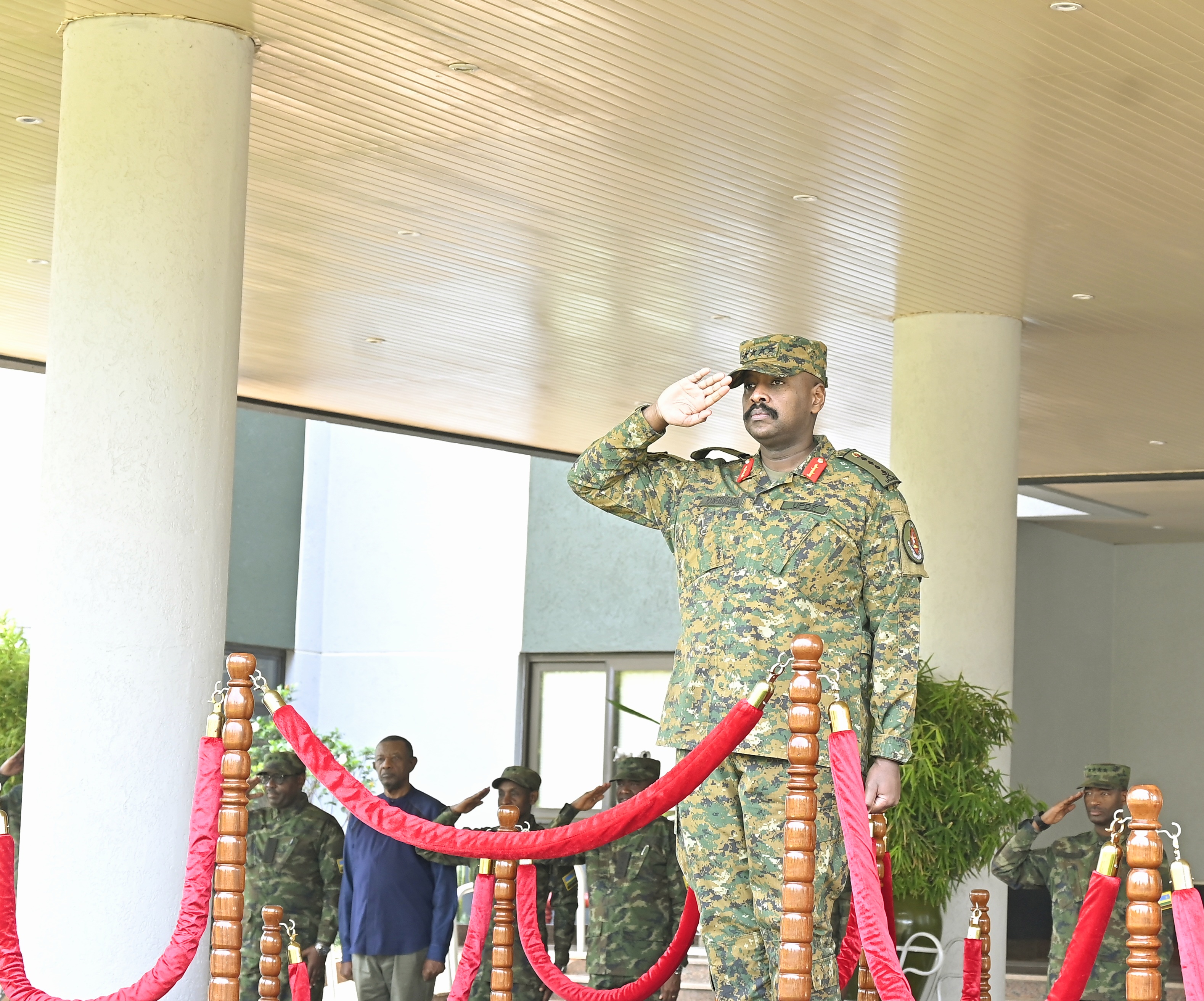 Gen Kainerugaba Holds Meeting with Rwandan Counterpart in Kigali