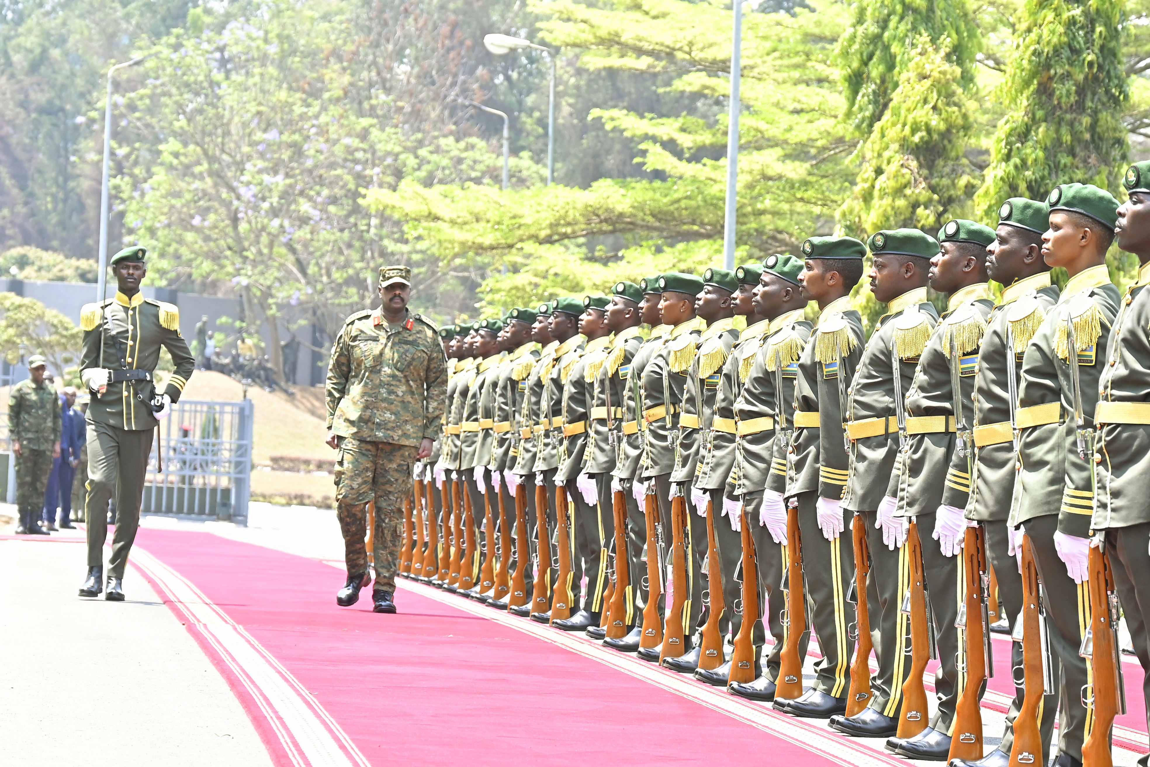 Gen Kainerugaba Holds Meeting with Rwandan Counterpart in Kigali