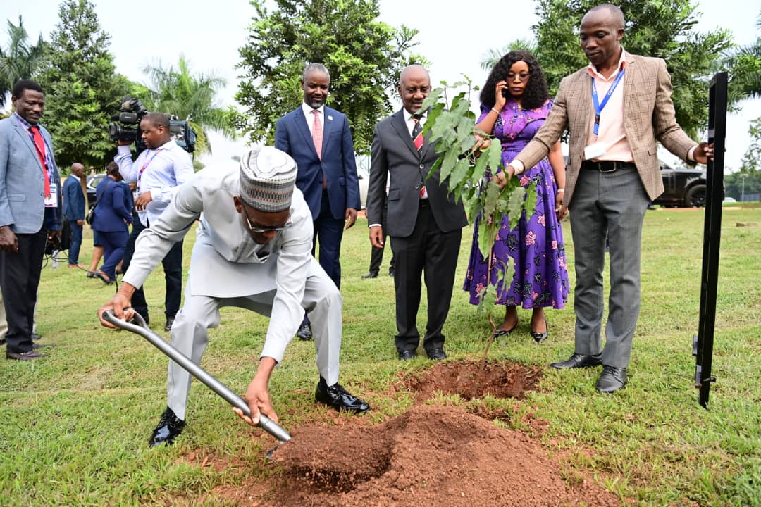 Speakers planting trees at Cipla 