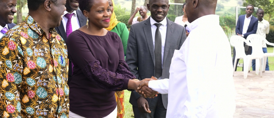 MUBS staff meet Museveni and First Lady - Rwakitura 28th Dec 2019 03