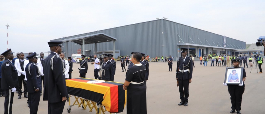 Speaker Among receives Ogwal's body