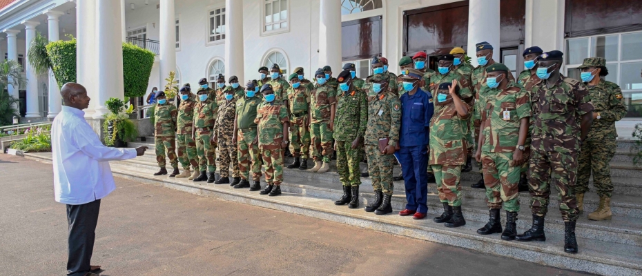 President Museveni Lectures Zimbabwean Soldiers At State House Entebbe