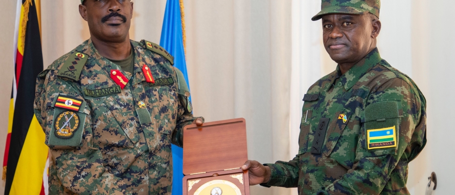 The RDF delegation was led by Maj Gen Vincent Nyakarundi, Army Chief of Staff who was welcomed by Maj Gen James Birungi, the Chief of Defence Intelligence and Security of the UPDF