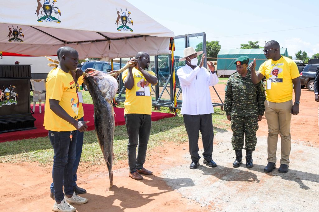Museveni Backs Babalanda, Urges Unity and Wealth Creation in Busoga