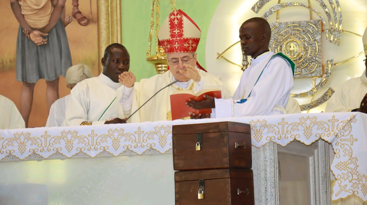 Museveni Hails Catholic Church, Donates UGX 50M to Moroto Diocese Projects