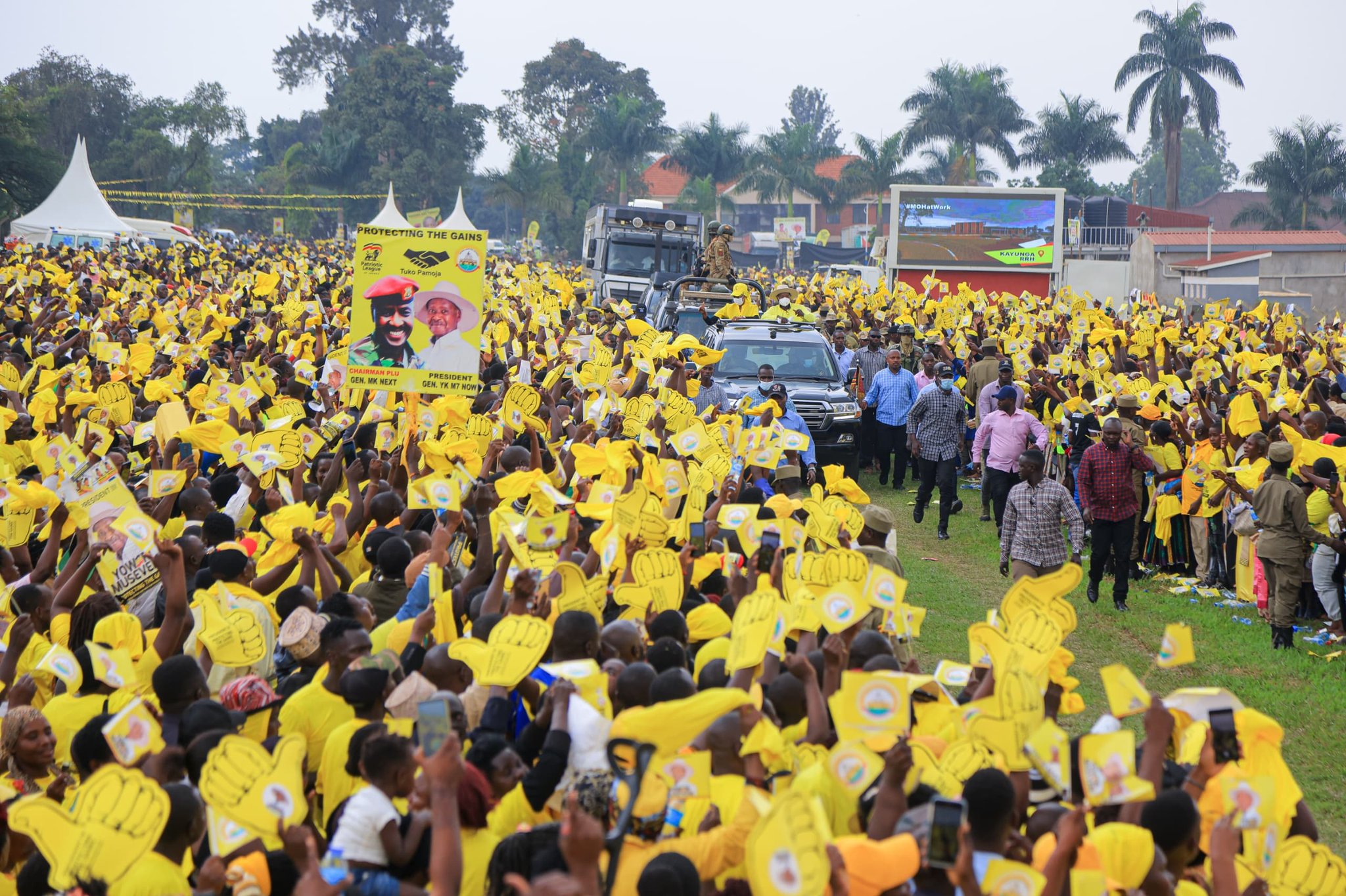 Museveni Rallies Nansana Residents to Embrace Urban Farming for Income Generation 