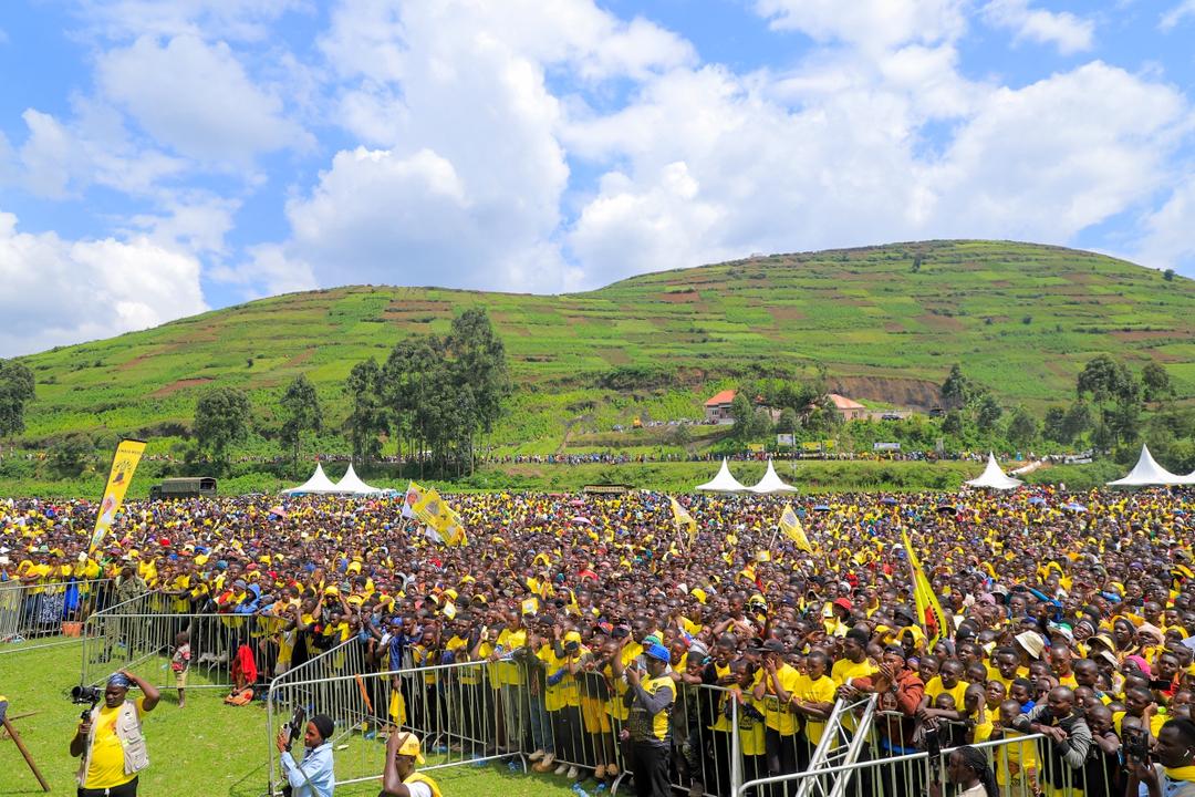 Museveni Vows to Deliver Better Roads for Rubanda District