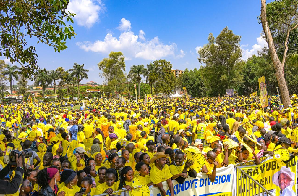 Museveni Warns Against Violence at Makindye Rally