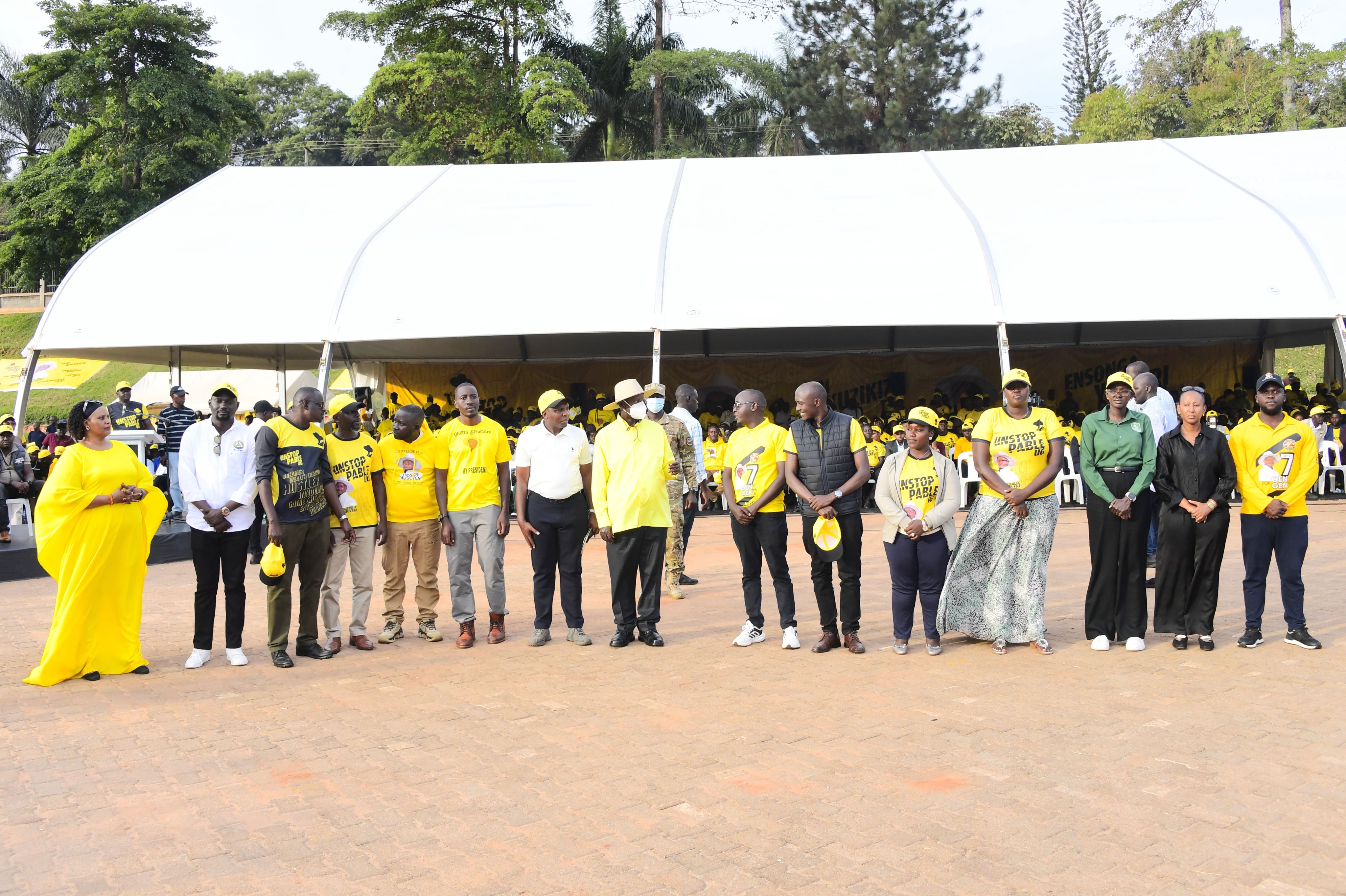 Museveni Welcomes 10,000 NUP Converts at Kololo