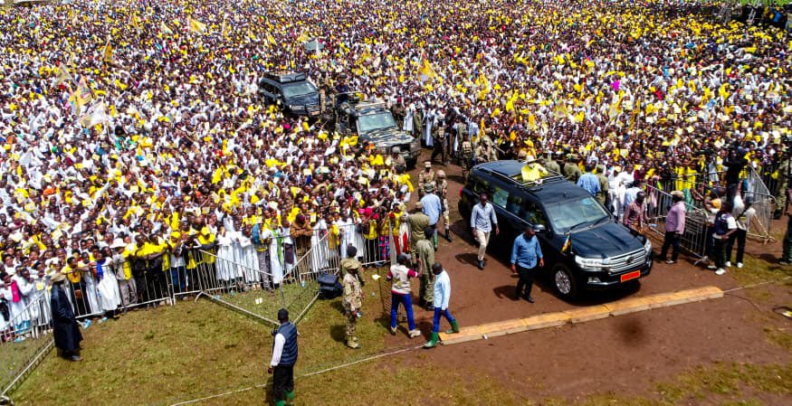 NUP Member Defects to NRM as Museveni Campaigns in Kagadi District