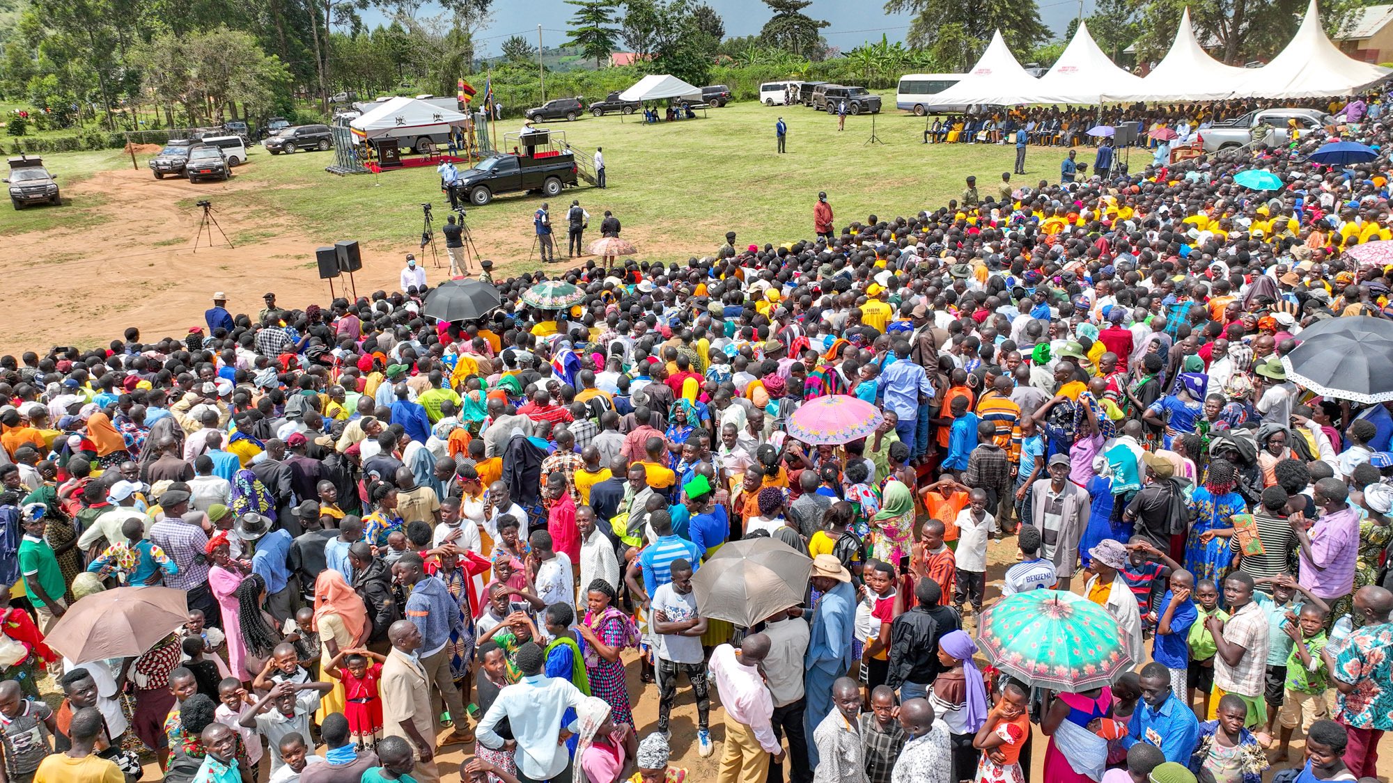 President Museveni Resolves Kyaka Land Dispute and Assures Residents of Security