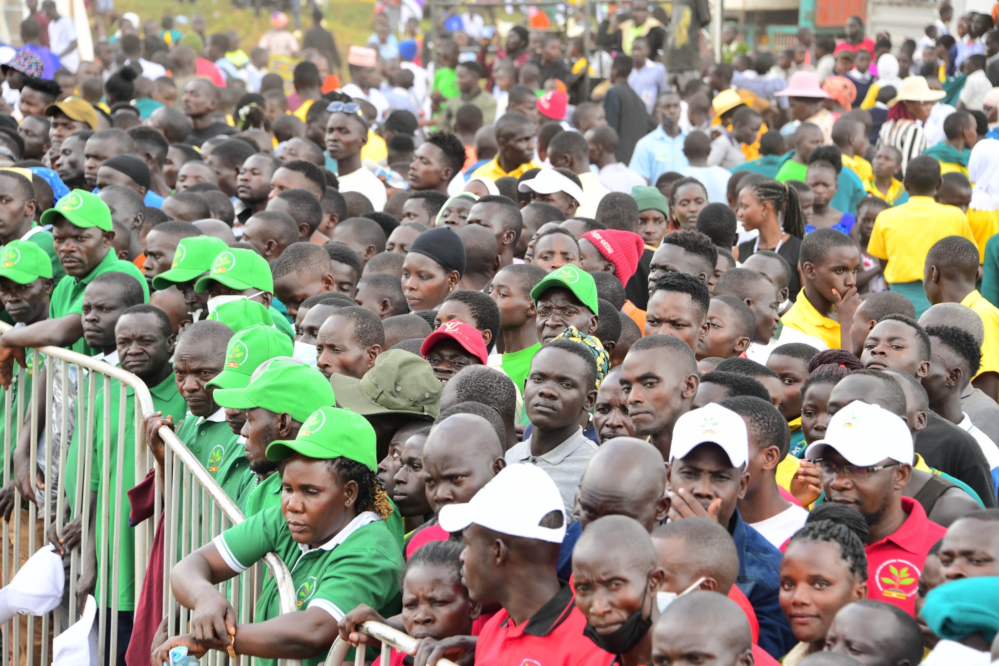 President Yoweri Kaguta Museveni has called on communities near Kapeeka Industrial Park to take advantage of the economic opportunities it offers