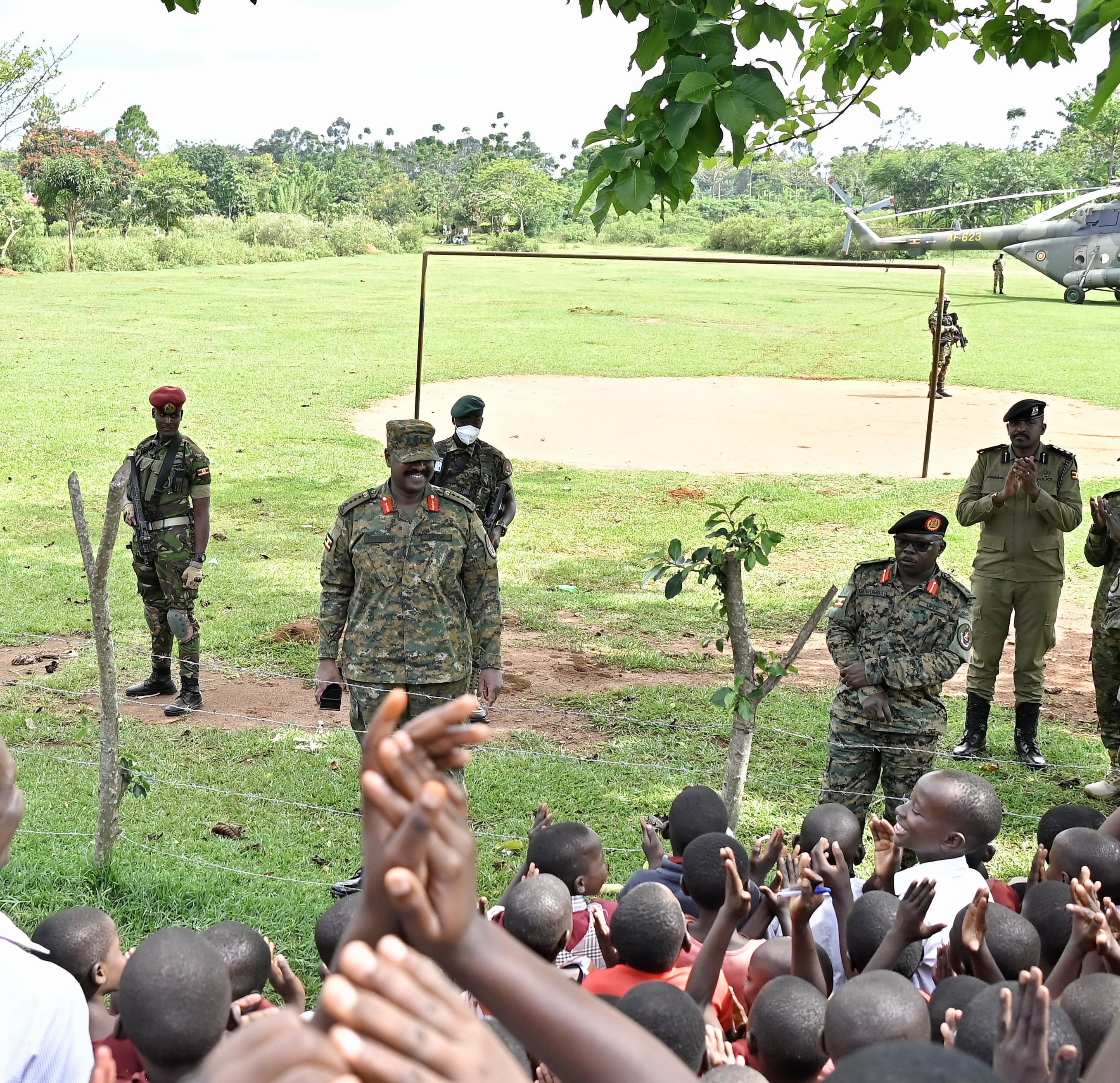 Gen Kainerugaba in Busia